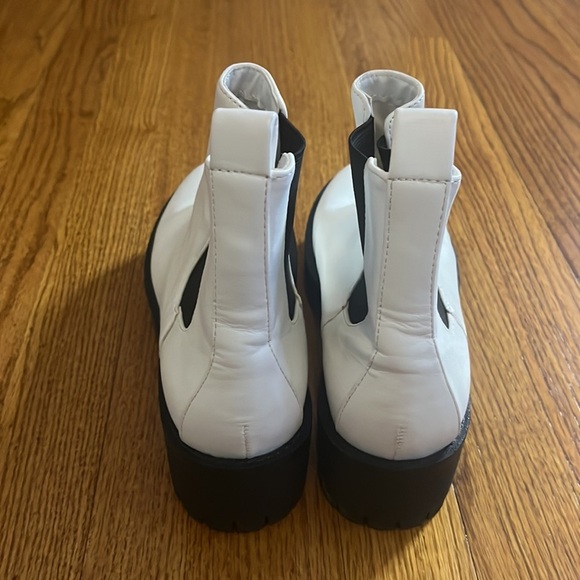 BP. Woman’s White Ankle Boots Size 6.5 - Picture 4 of 7